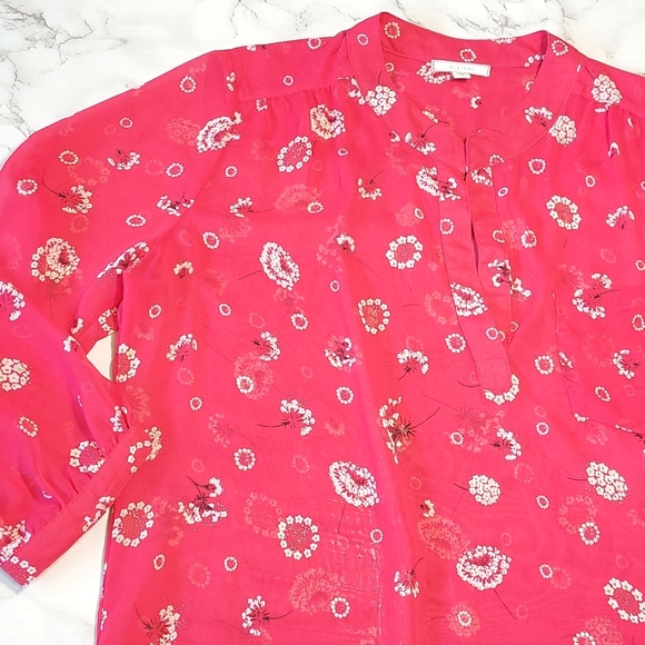 Pleione red sheer dandelion print top, size M - Picture 3 of 8